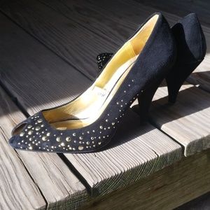 Sigerson Morrison Shoes - Sigerson Morrison black pumps with gold studs size Sigerson Morrison Shoes - Sigerson Morrison black pumps with gold studs size